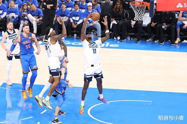 0 of 12 three-pointers in two games, the Timberwolves  substitute inside player was completely defeated against the Thunder?