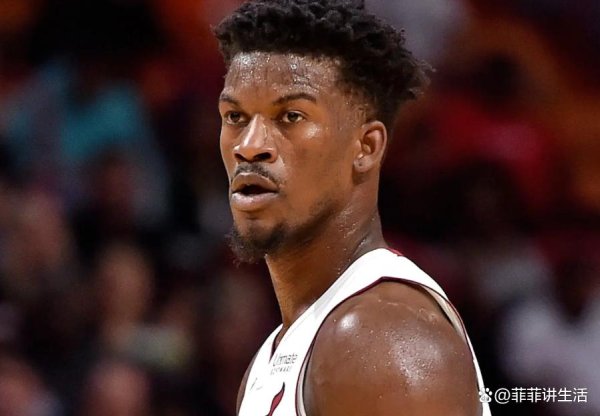 The NBA playoffs changed drastically! The defending champion suffered a series of reversals, 0-2 for the first time in history, and the Warriors have no chance