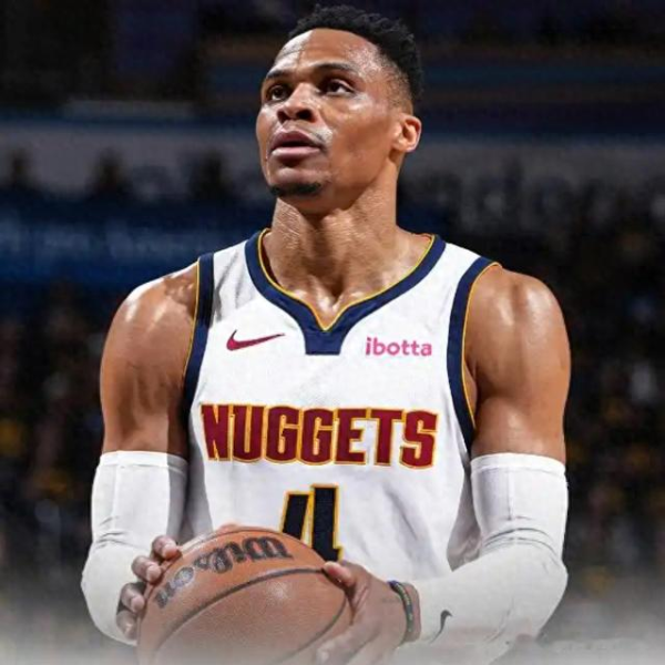 What if Westbrook joins the Warriors? Westbrook + Warriors  pass-through system: Bison breaks into the porcelain shop?