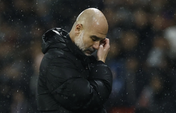 Manchester City lost in the FA Cup, lost 16 season 08 - 09 post-season record