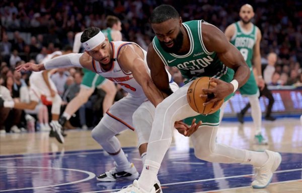 The defending champion fell down with a bang, thinking about his eighth-game finals back then