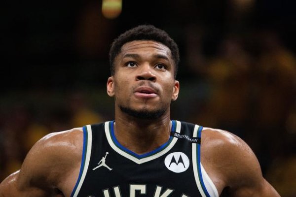 Antetokounmpo loses first MVP vote for the first time in seven years. The longest record is Jokic in five years.