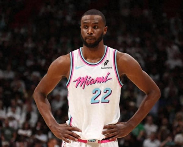 American News: The Heat joins Durant s battle, with chips including Wiggins and multiple first-round signings