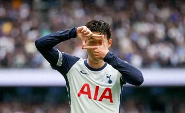European football transfer crazy! One night nine officially announced + Liverpool signed a genius of 150 million to break three major records