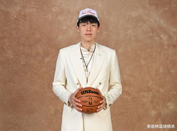 Revealing the 16th pick for the Trail Blazers! The battle started quietly, GM was worried about being intercepted