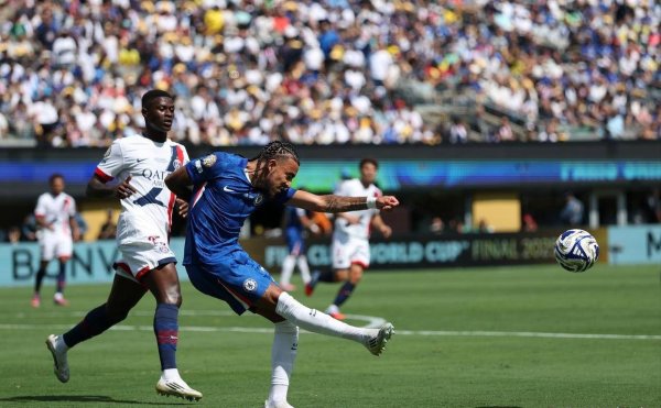 The Blues counterattack! Premier League crowned with glory, unprecedented football super grand slam